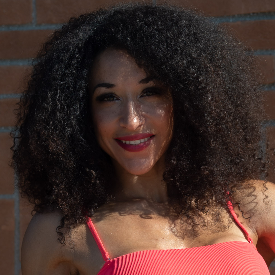 Foto ritratto di Arasay personal trainer Brescia 